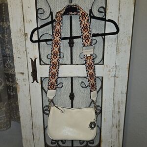 Stylish Cream Crossbody Bag with Aztec Patterned Strap